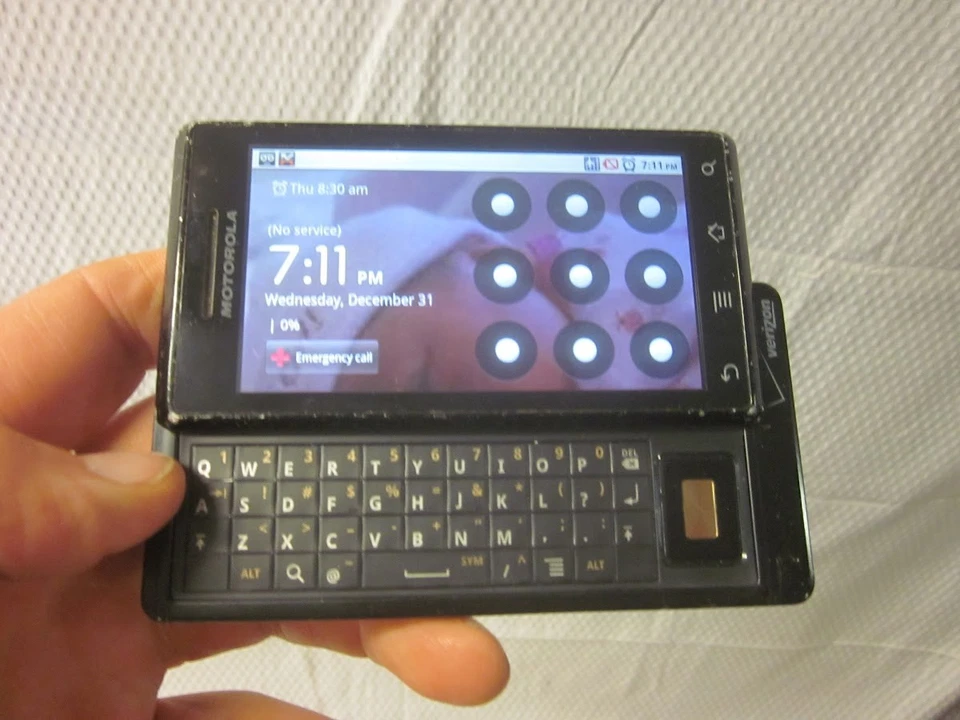 Motorola Droid A855 Black Verizon Smartphone - Read Note - Image 2 of 4