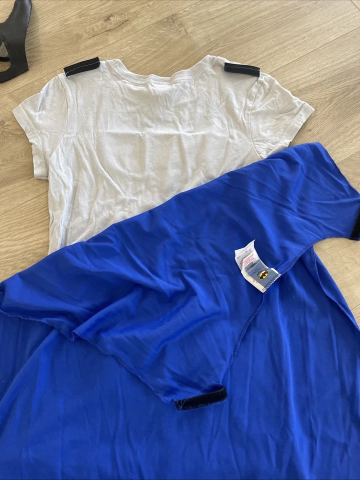 万圣节服装蝙蝠女孩 T 恤、斗篷和面具成人尺寸小号全新 — 第 3/4 张图片