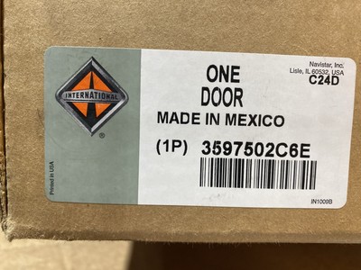 INTERNATIONAL NAVISTAR 3597502C6E PROSTAR LUGGAGE SLEEPER STORAGE DOOR ASSEMBLY