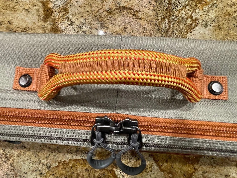 Чехол для удилища и катушки Fishpond Dakota 45 дюймов, совместимый с переключателем и удилищем Spey - Изображение 3 из 4