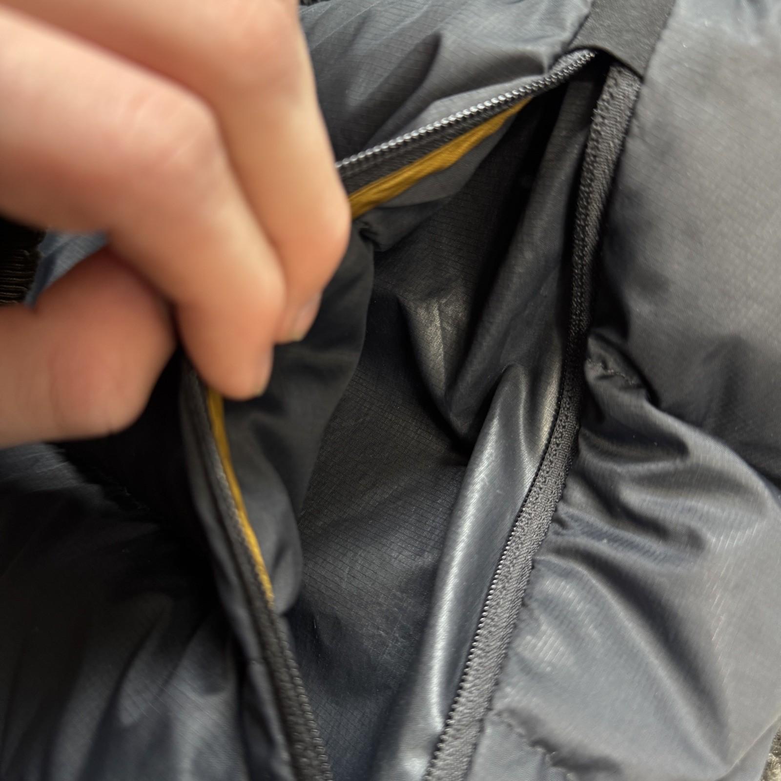 Arc'teryx Thorium AR 24K Medium Down Insulated Hoody - Size XL men’s/hommes thumbnail 12