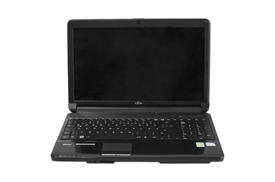 Fujitsu Lifebook AH530 15,6'' / Intel Pentium P6200 / 4GB / 120GB SSD / W10P