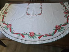 Poinsettia Holiday Christmas Tablecloth 80x62" Oval Free Shipping
