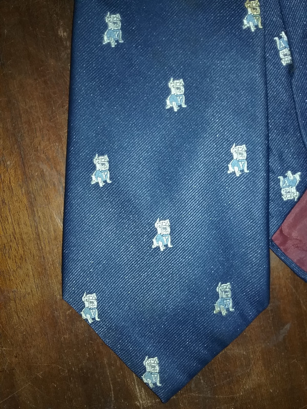Classic Yale University Yale Bulldog Mascot Necktie VGC