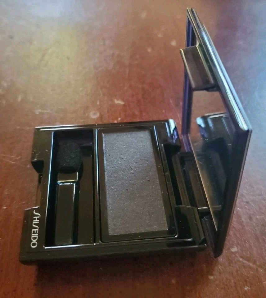RARE Shiseido NEW BK915 Luminizing Satin Eye Color/Shadow Midnight Sparkle Black - Image 2 of 4