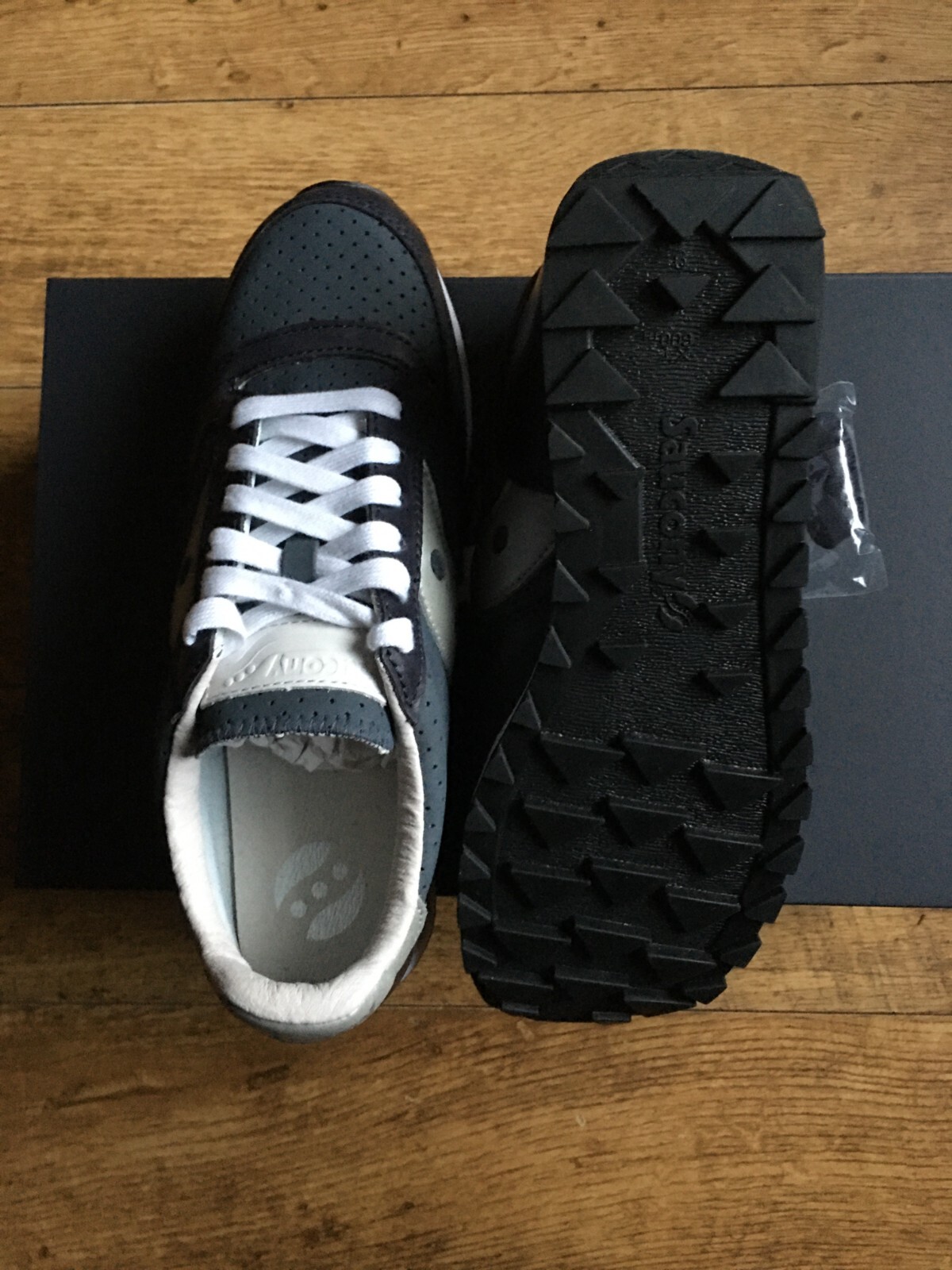 Saucony Anniversary 40/30 Pack Jazz 81 & Shadow 6000 Navy White UK 8.5 US 9.5 image 6