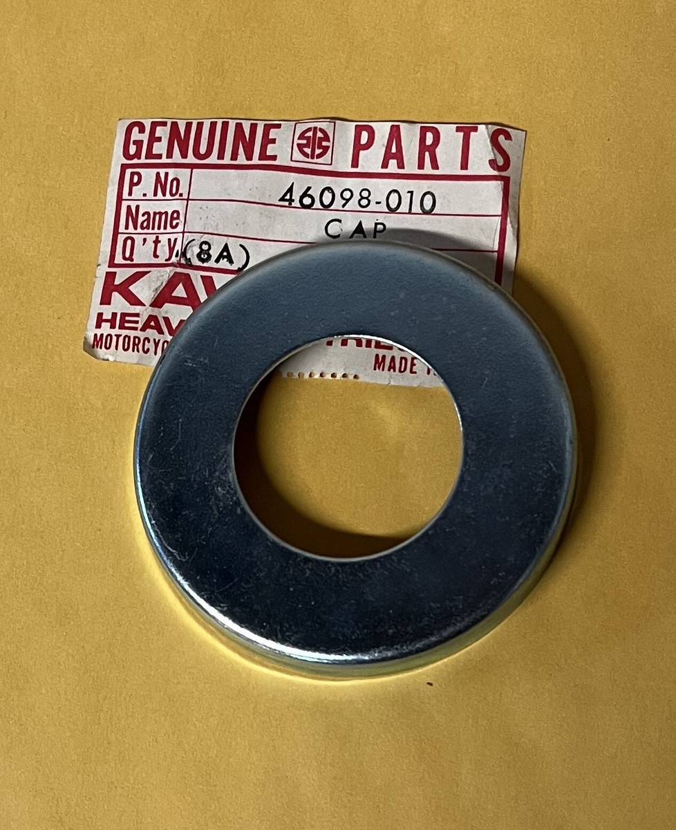 Kawasaki Z1 H1 H2 S1 S2 S3 KH KZ KH Steering Stem Cap NOS