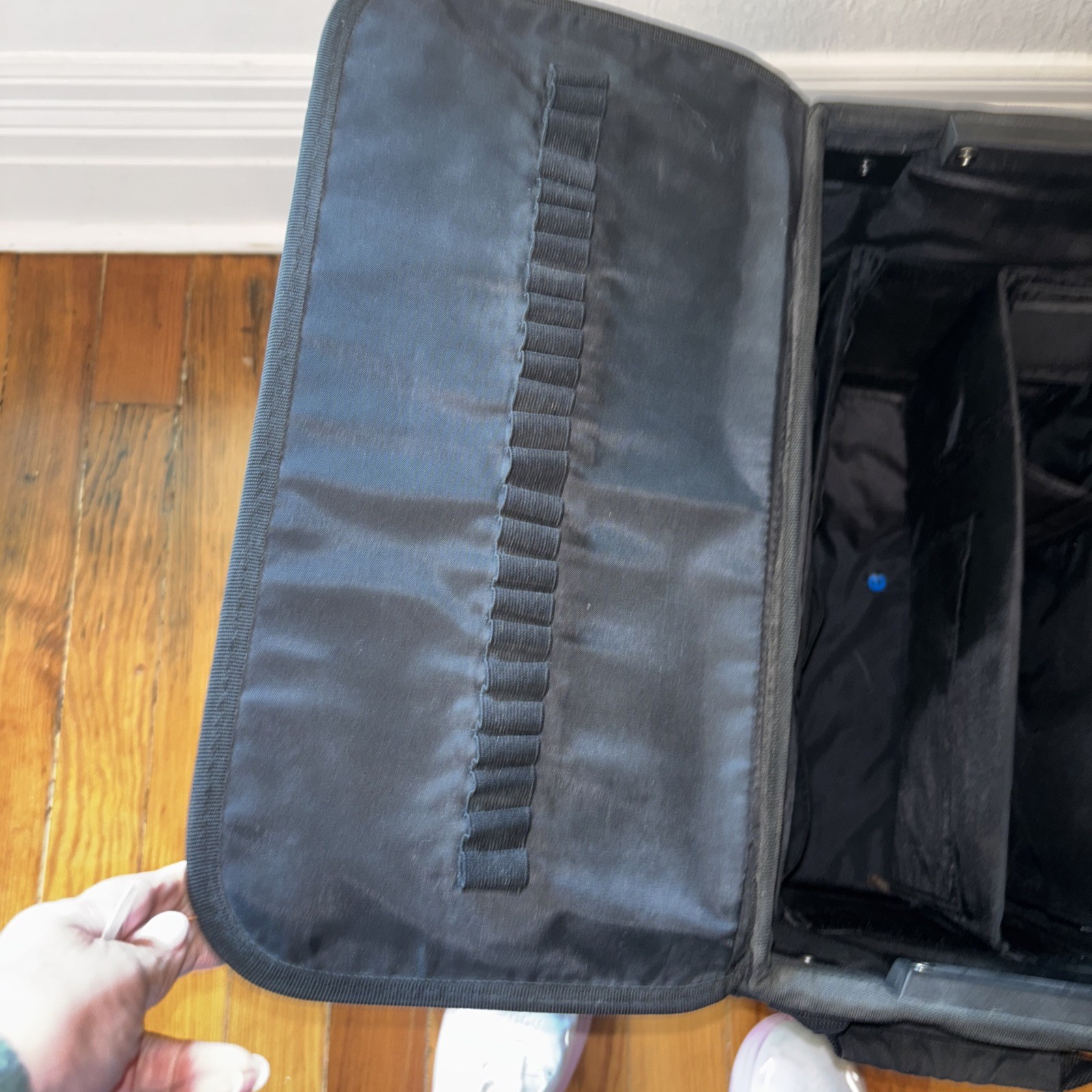 Crop In Style Navigator Rolling Tote Organizer Scrapbooking Storage EUC