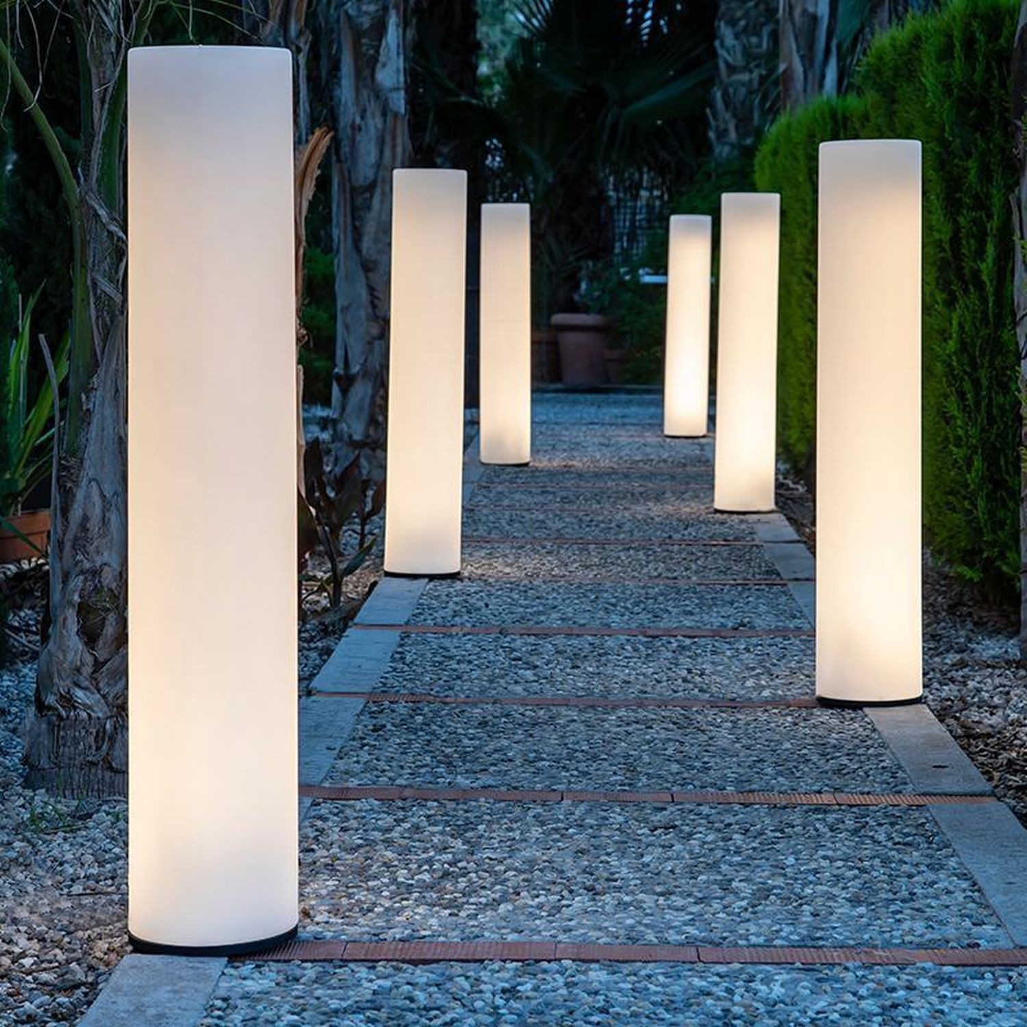 Lampada da terra esterno LED 3000K 100 cm IP65 bianca spina cavo luce esterna colonna luminosa foto 2
