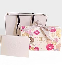 CHANEL Holidays Classic Shopping Gift Bag Origami Gift Box Card