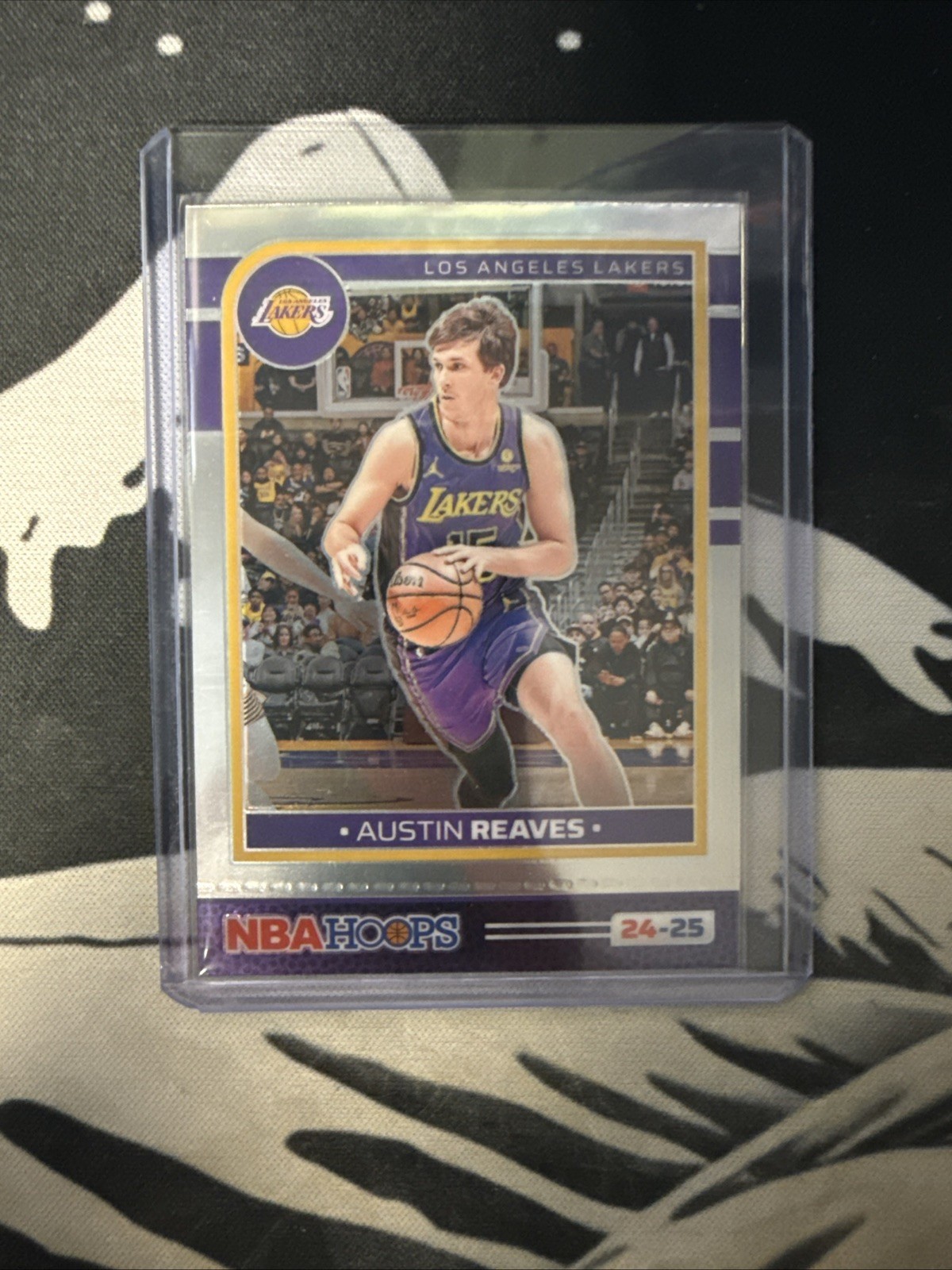 2024-25 Hoops Premium Prizms Silver Austin Reaves Los Angeles Lakers #138