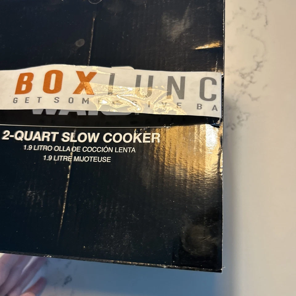 Disney Star Wars 2-Quart Slow Cooker Cool Touch Handles 3 Heat Settings NEW!! - Image 3 of 4