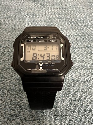 Vintage Quasatron Quartz Casio Clone. Working With Black Metal Bracelet 