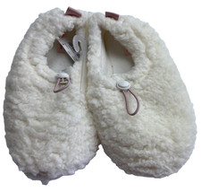 Women's Slippers - Brand New with Tags, Small Size, Cozy  Comfortable 