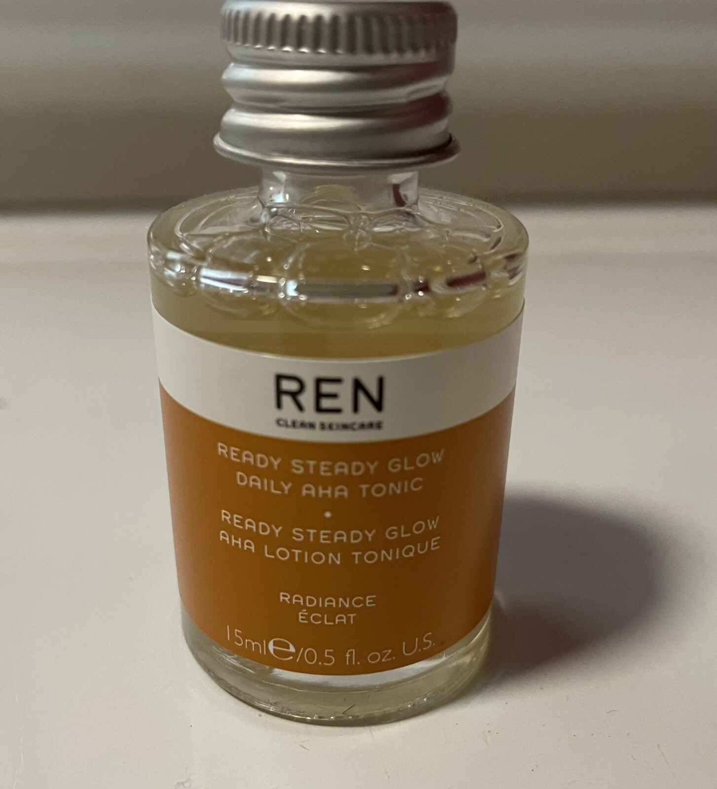 R. E. N. clean skincare Ready Steady Glow .daily AHA Tonic