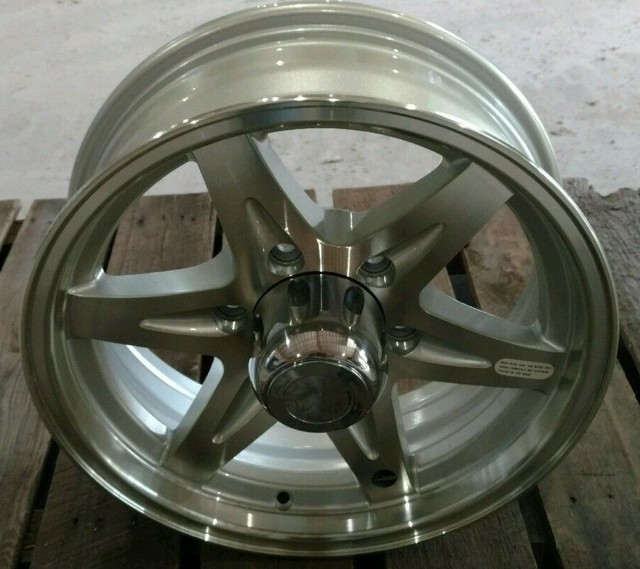 SINGLE 16" X 6" 6 LUG ON 5.5 ALUMINUM TRAILER WHEEL with CHROME CENTER