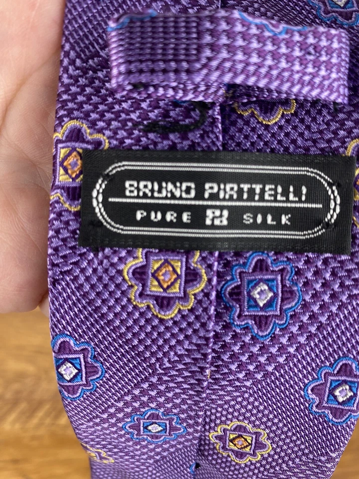 Corbata de cuello Bruno Piatelli hecha a mano 100 % seda púrpura azul y dorado Foto 3 de 4