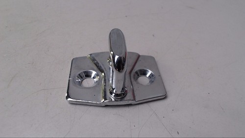 Schliesskeil Fanghaken Türfänger Chrom Links 2065250 7067805 BMW 330xd DPF