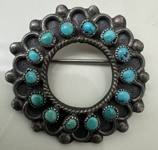 Adorable Vintage Zuni Sterling Turquoise Snake Eye Circle Pin