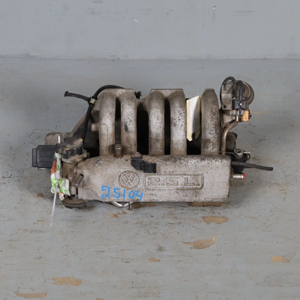 94-96 Volkswagen Eurovan 2.5 Intake Manifold Throttle Body 023133201B OEM Used - Image 4 of 4