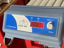 Cole-Parmer 04750-26 Tube Roller W/ Drip Tray & Guard Rail 120v *Works*