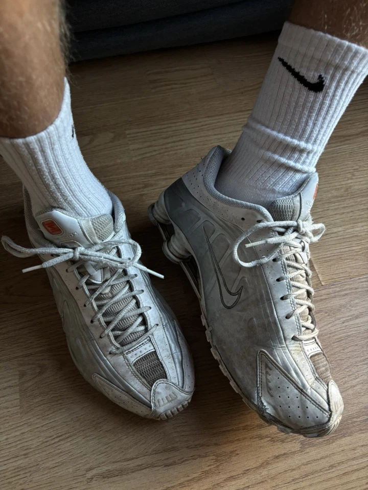 Viel gebrauchte & getragene Nike Shox R4 Weiß Silver Metallic 104265-131, Gr. 46 - Bild 4 von 4