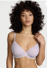 Victoria Secret Body by Victoria Flex Factor Lightly Lined Plunge Demi Bra 36B