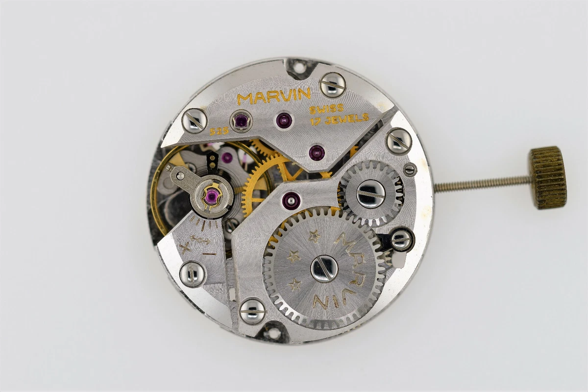 Movimiento de reloj vintage MARVIN 525 nuevo de lote antiguo funcionando 2829