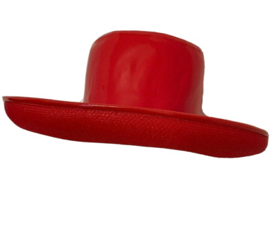 Small ( 6 3/4) Vintage Oleg Cassini Red Patent and Woven Hat  display picture 3
