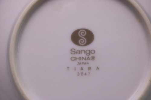 Sango TIARA Rim Fruit / Dessert Bowl (s) Blue Gold #3847 Hand Painted Flower - Picture 3 of 4