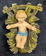Nativity Baby Jesus With Gold Manger, Plastic Made In Italy,  2.75"