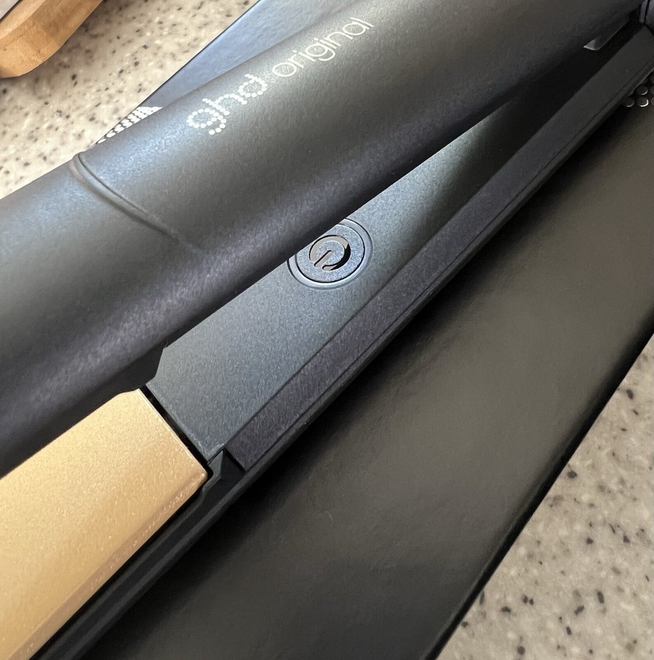 GHD Original Professional Straightener, Ceramic Hair Styler Brand New