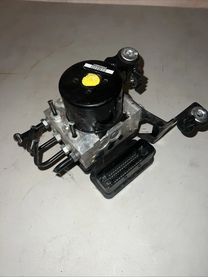 Módulo de control de bomba ABS Volvo S60 2011-2016 Foto 3 de 3