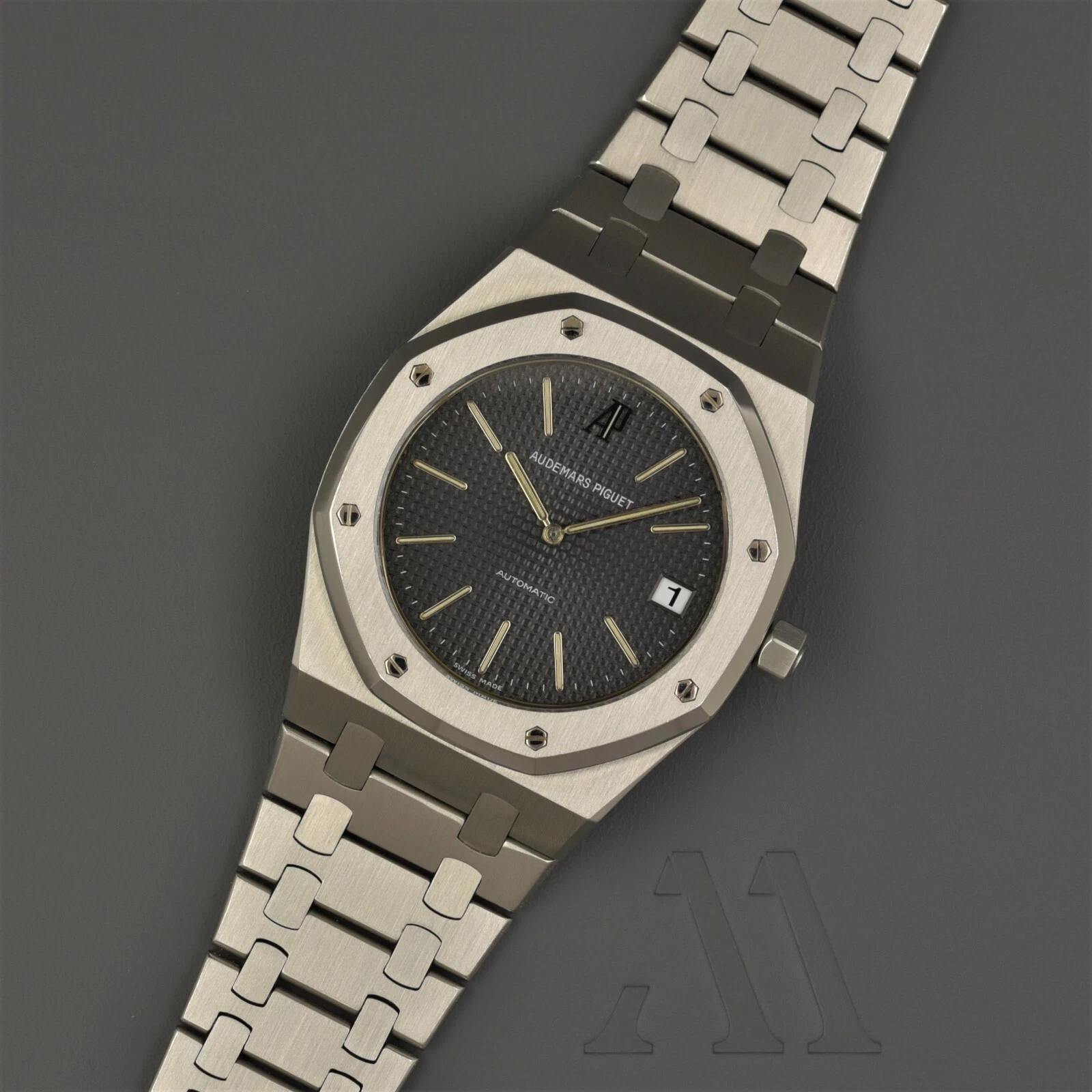 Audemars Piguet — Audemars Piguet Royal Oak 5402 39MM D Series 1981 Tritium Jumbo Vintage Full Set