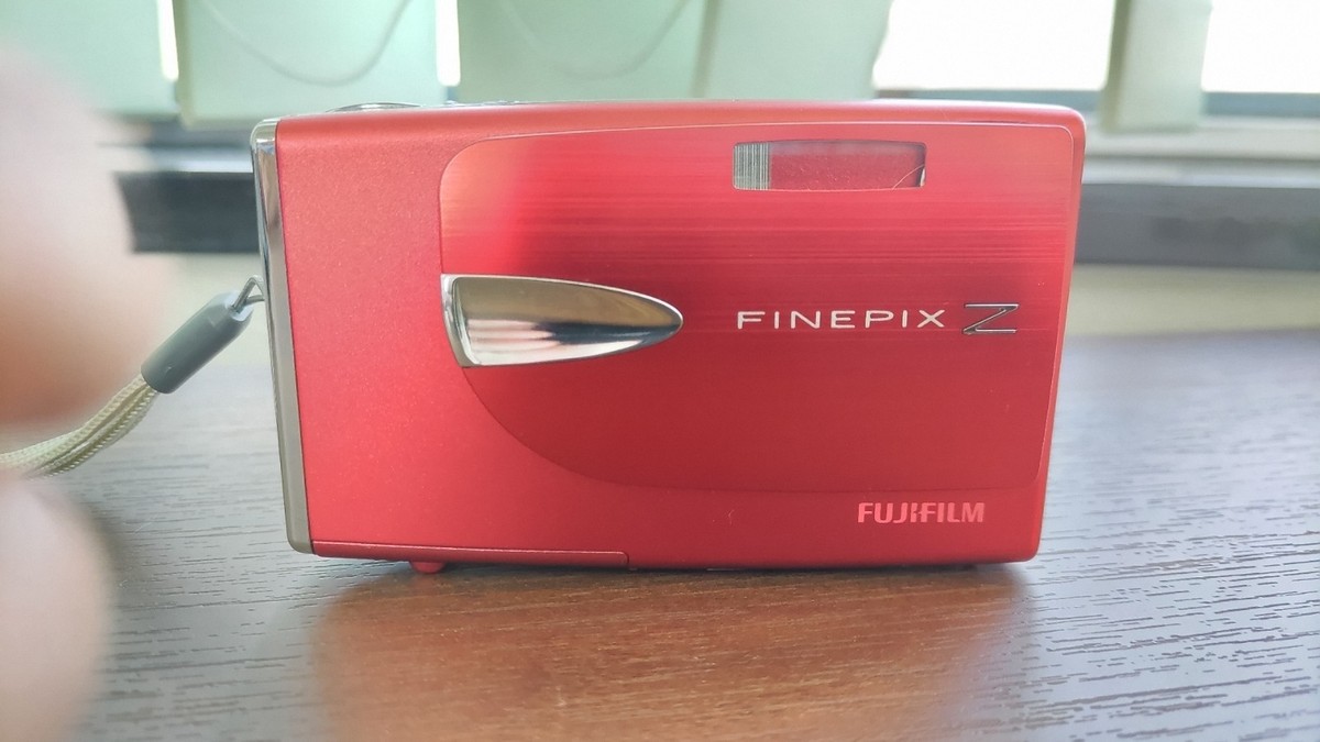【A3315】 FUJIFILM Finepix Z20fd フジフィルム FUJIFILM FinePix Z20fd Pink 10.0MP 3x Optical Zoom Digital Camera