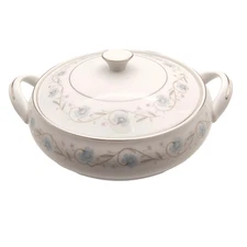 Fine China Of Japan Round Covered Vegetable Serving Dish English Garden 1221 VTG