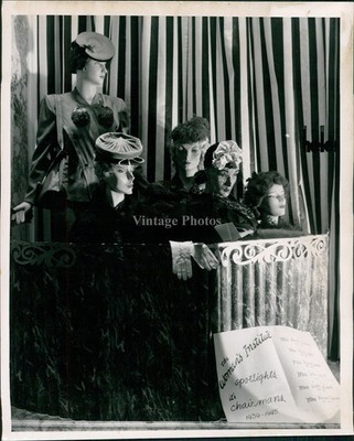 1944 Pioneer Womens Institute Window Typewriter Models Historic Press Photo 8x10