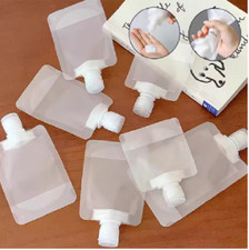 5x Refillable Travel Squeeze Bags 100ml Toiletry Pouches for Shampoo/Lotion