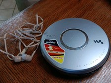 Sony D-EJ011 CD Walkman Portable Personal CD Player Discman - Tested Working