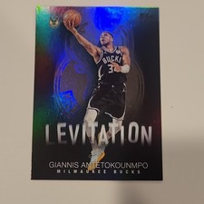 Topps 2025-26 Levitation Giannis Antetokounmpo Milwaukee Bucks Insert #L-5