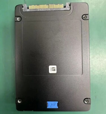 DELL MICRON 7500 PRO 3.84TB SSD U.3 NVMe Gen4 x4 MTFDKCC3T8TGP DP