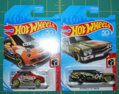 2018 Hot Wheels FIAT 500 Orange & '70 Chevelle SS Wagon - HW Daredevils