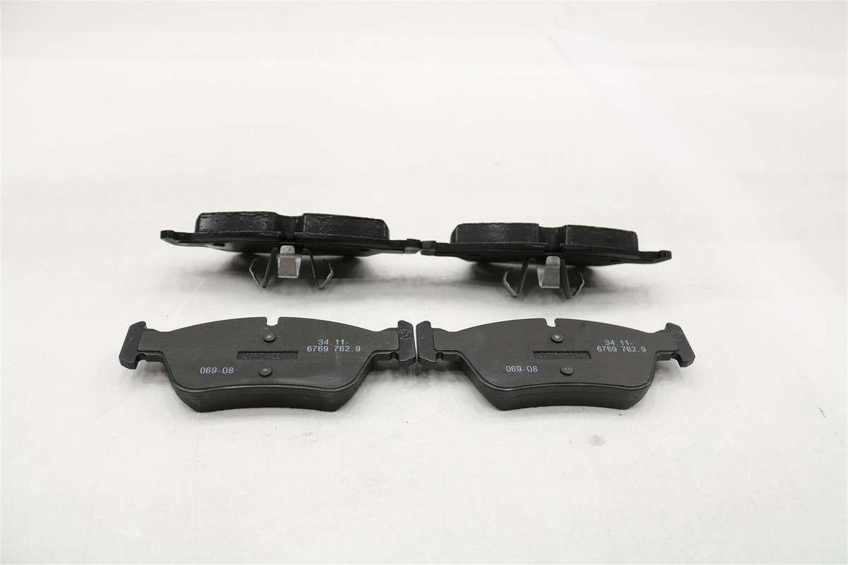 NEW OEM BMW Front Disc Brake Pads 34116769763 BMW 128i 323i 325i  