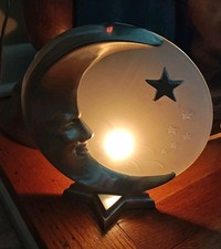 Vintage Art Deco Metal & Frosted Glass Cresce...