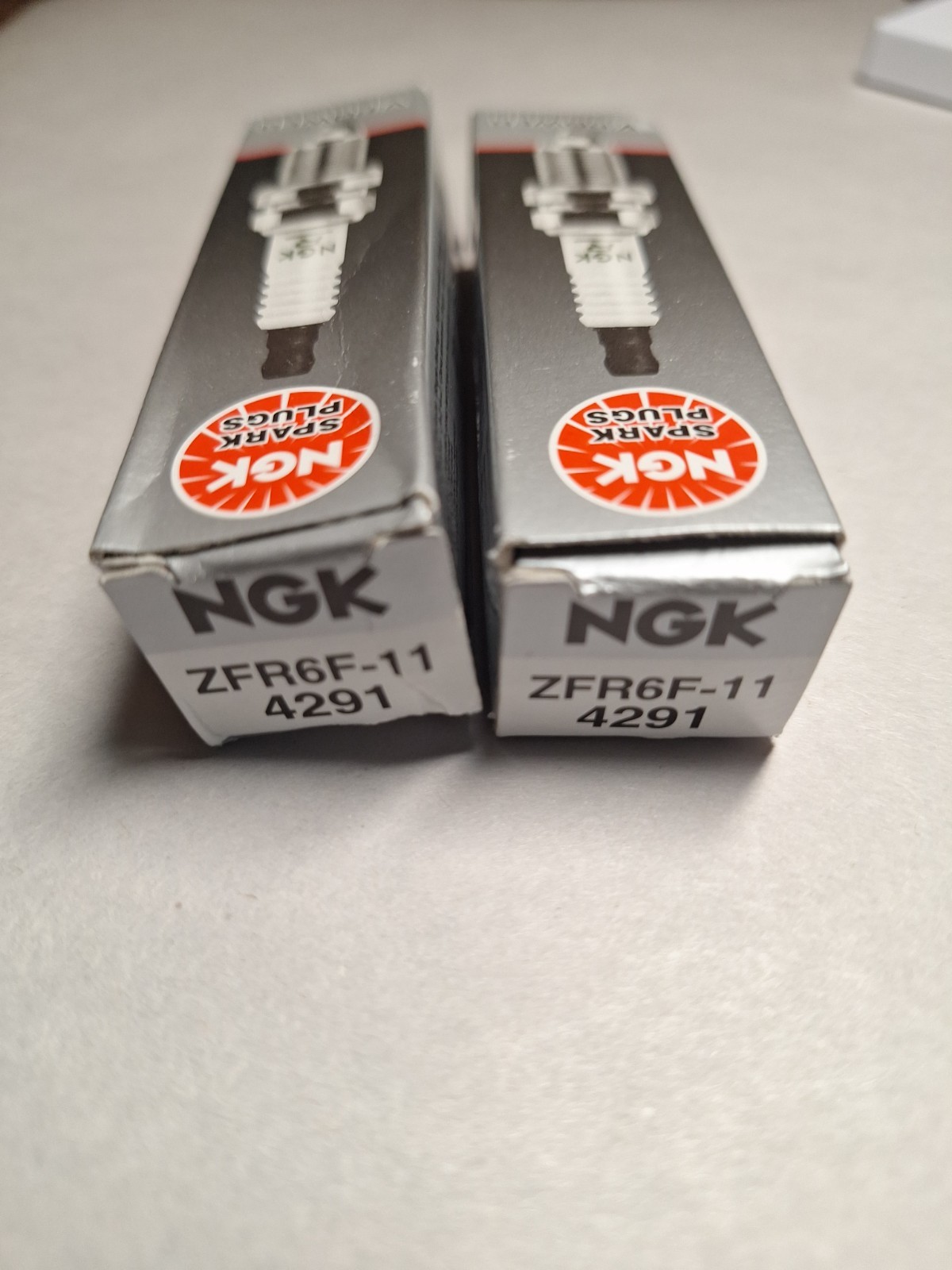 Pack Of 2 Genuine NGK V-Power Spark Plugs. ZFR6F-11 4291 Honda Mazda Acura