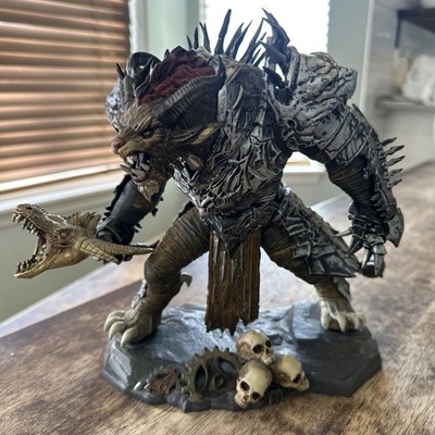 Guild Wars 2 Launch Collectors Rytlock Figure (Damaged Sword)