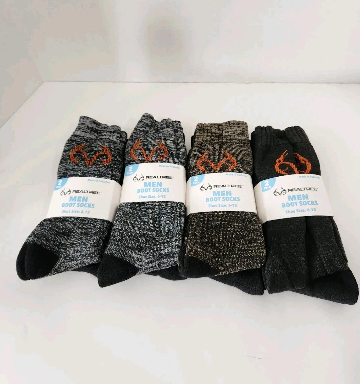 Lot Realtree Men Boot Socks 4 Packs 8 pairs, Shoe size 6-12 New