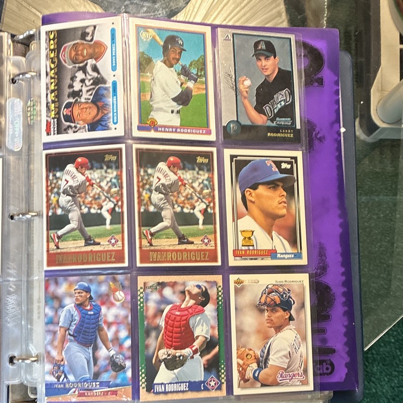 Topps 1990 MLB Baseball Card Lot (18) Ivan Rodriguez Henry Rodriguez Rangers