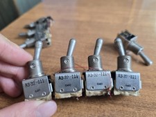 Lot Of 4 Vintage Electro-snap Chicago Toggle Switches A3-32-111 Nos