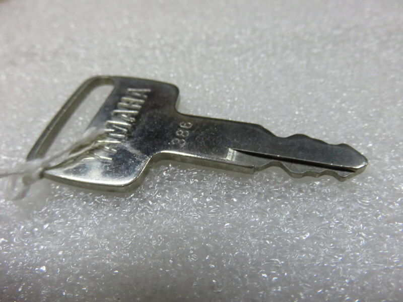 Outboard 300 Series Replacement O/M Key 386 Yamaha 90890-55883-00